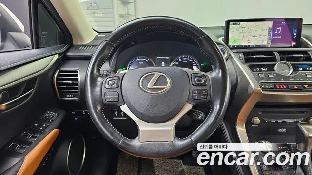 Lexus NX 300h executive   Hybrid   4x4   Евро 6   197 к.с., снимка 13 - Автомобили и джипове - 54848986