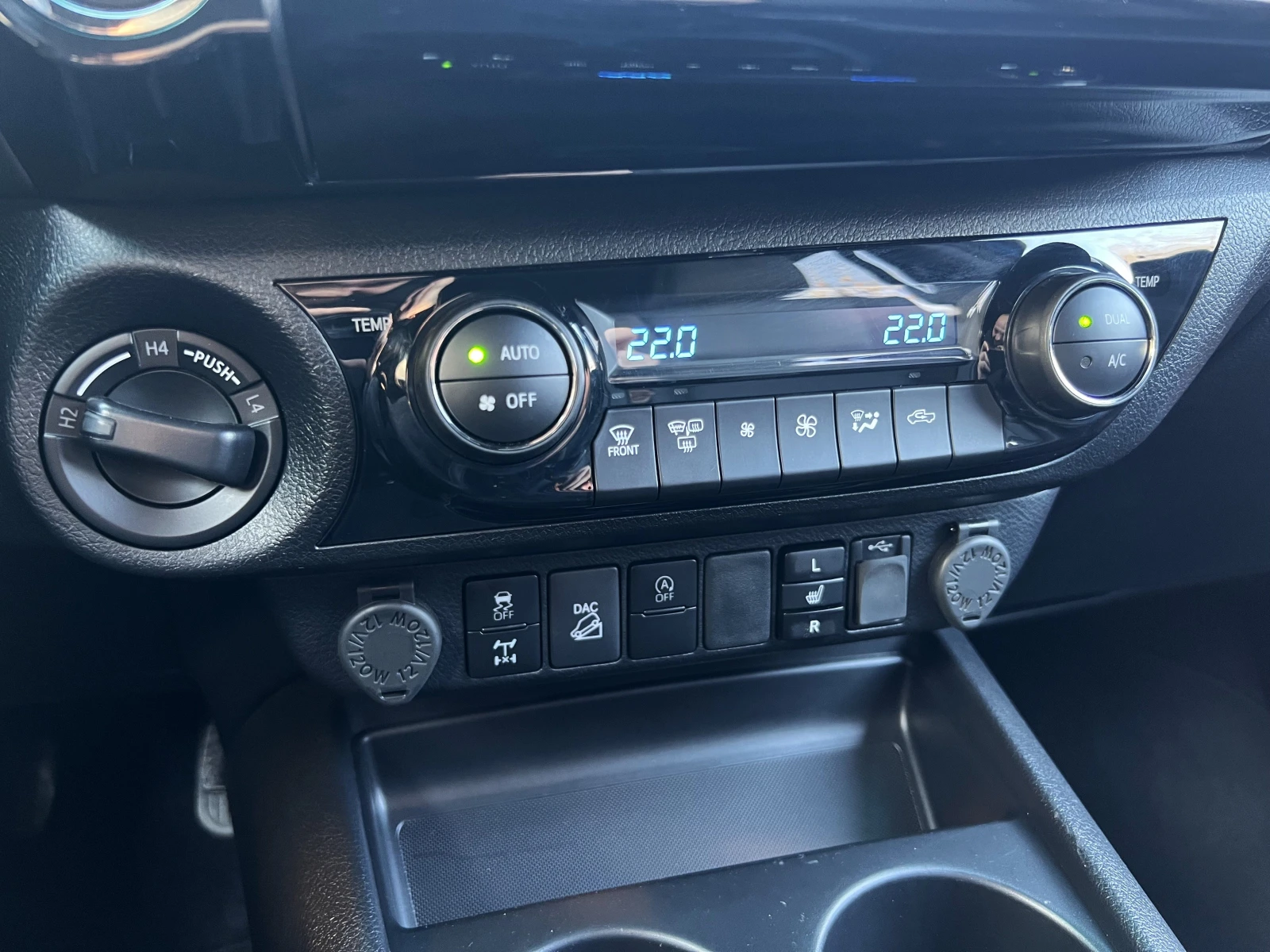 Toyota Hilux 2.8 D-4D/INVINCIBLE/DOUBLE CAB/JBL/360/LED/HARDTOP | Mobile.bg   13