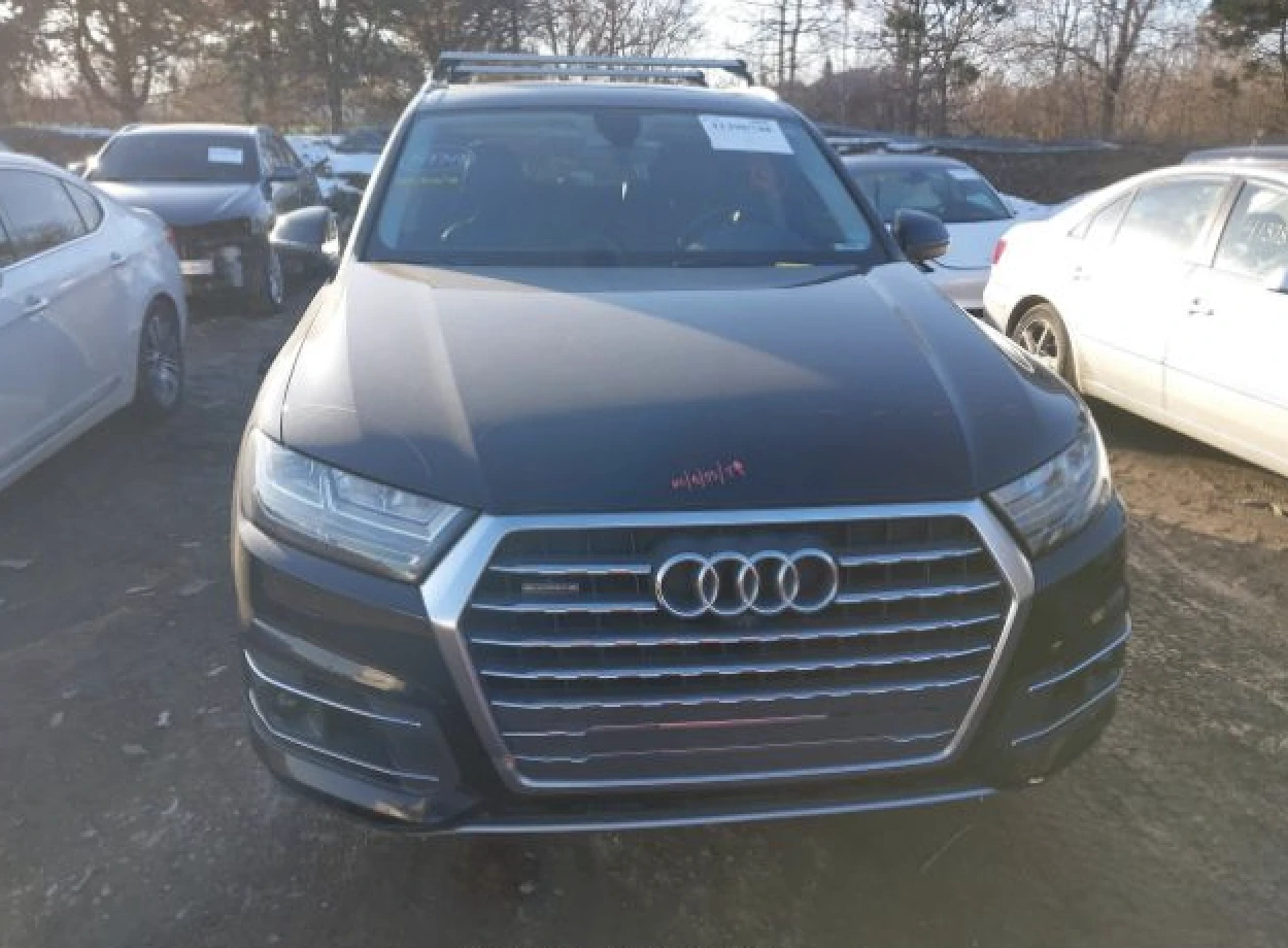 Audi Q7 BOSE* DISTRONIC* ПОДГРЕВ* ОБДУХВАНЕ* МЪРТВА ТОЧКА - изображение 2