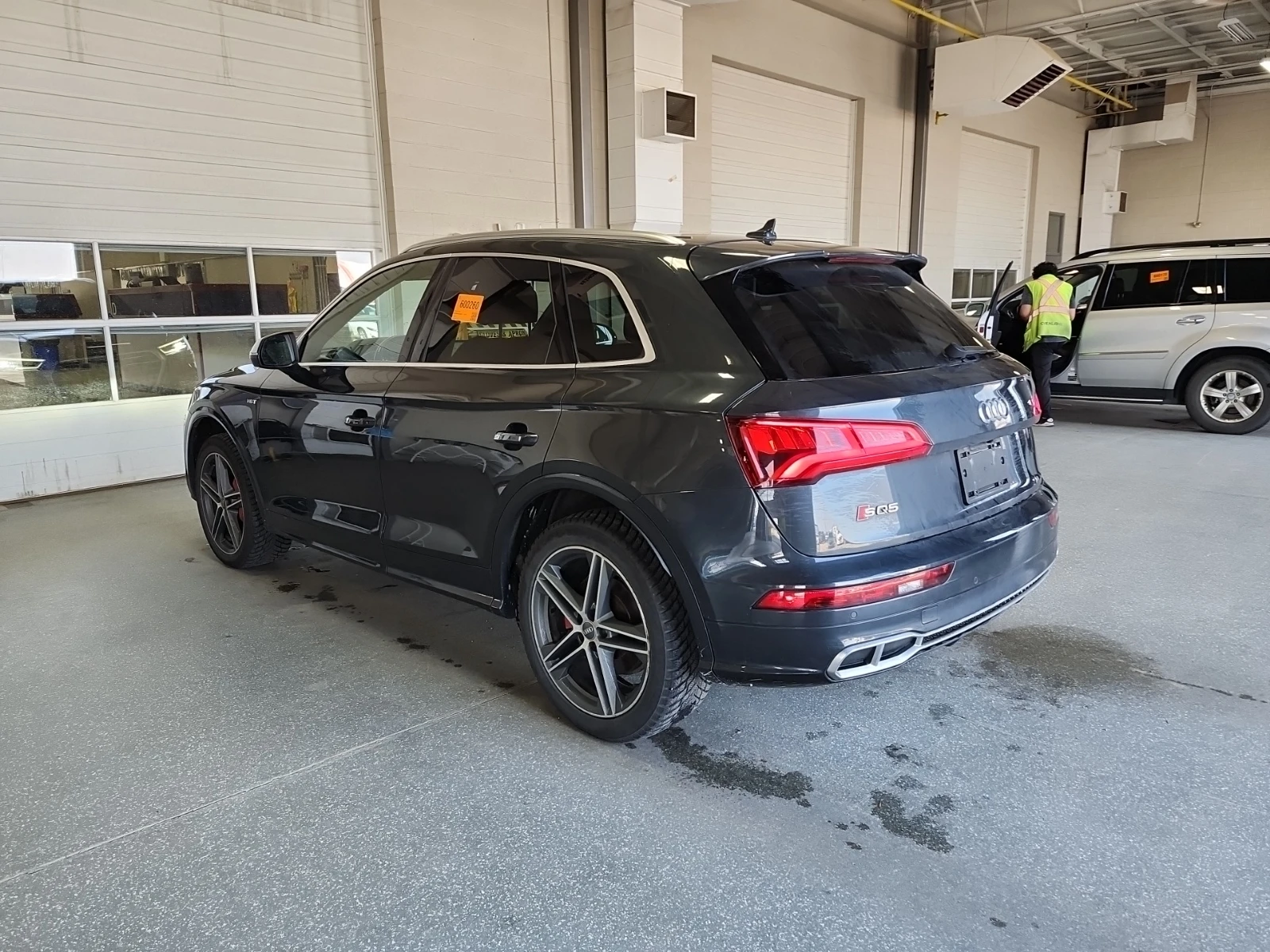 Audi SQ5 TECHNIK * CARFAX * АвтоКредит * Цена до България*  - изображение 4