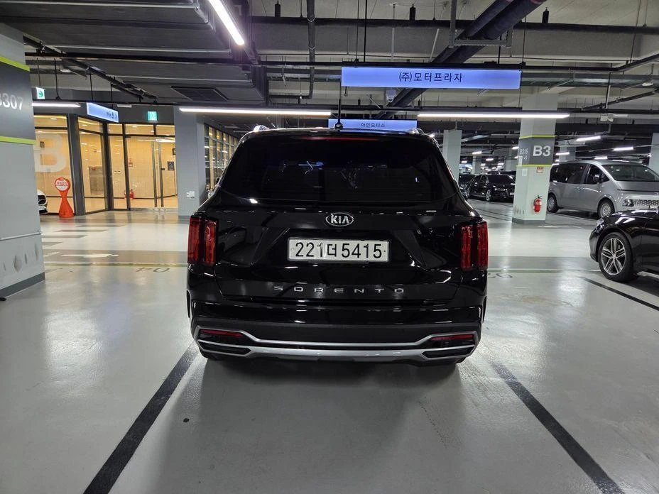 Kia Sorento Diesel 2.2 2WD * НАЙ-ДОБРА ЦЕНА В БЪЛГАРИЯ*  - изображение 4