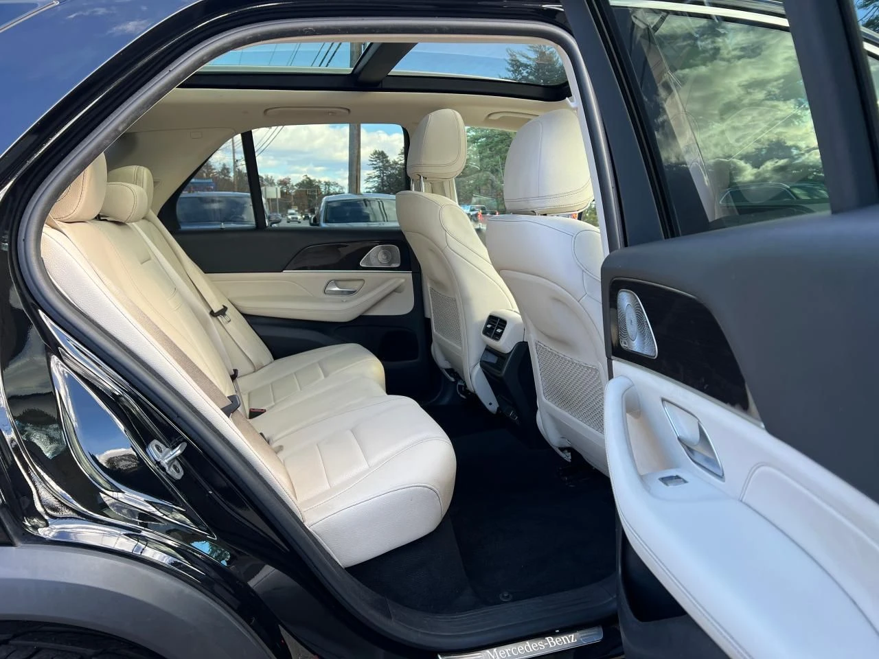 Mercedes-Benz GLE 350  - изображение 6