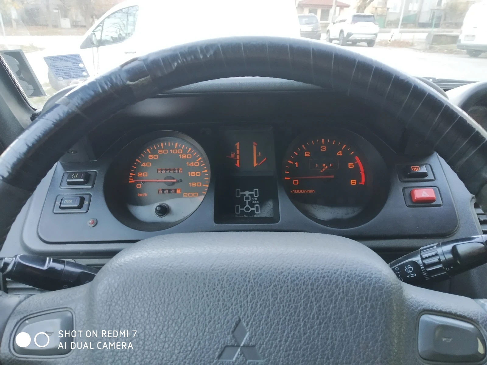 Mitsubishi Pajero  - изображение 5