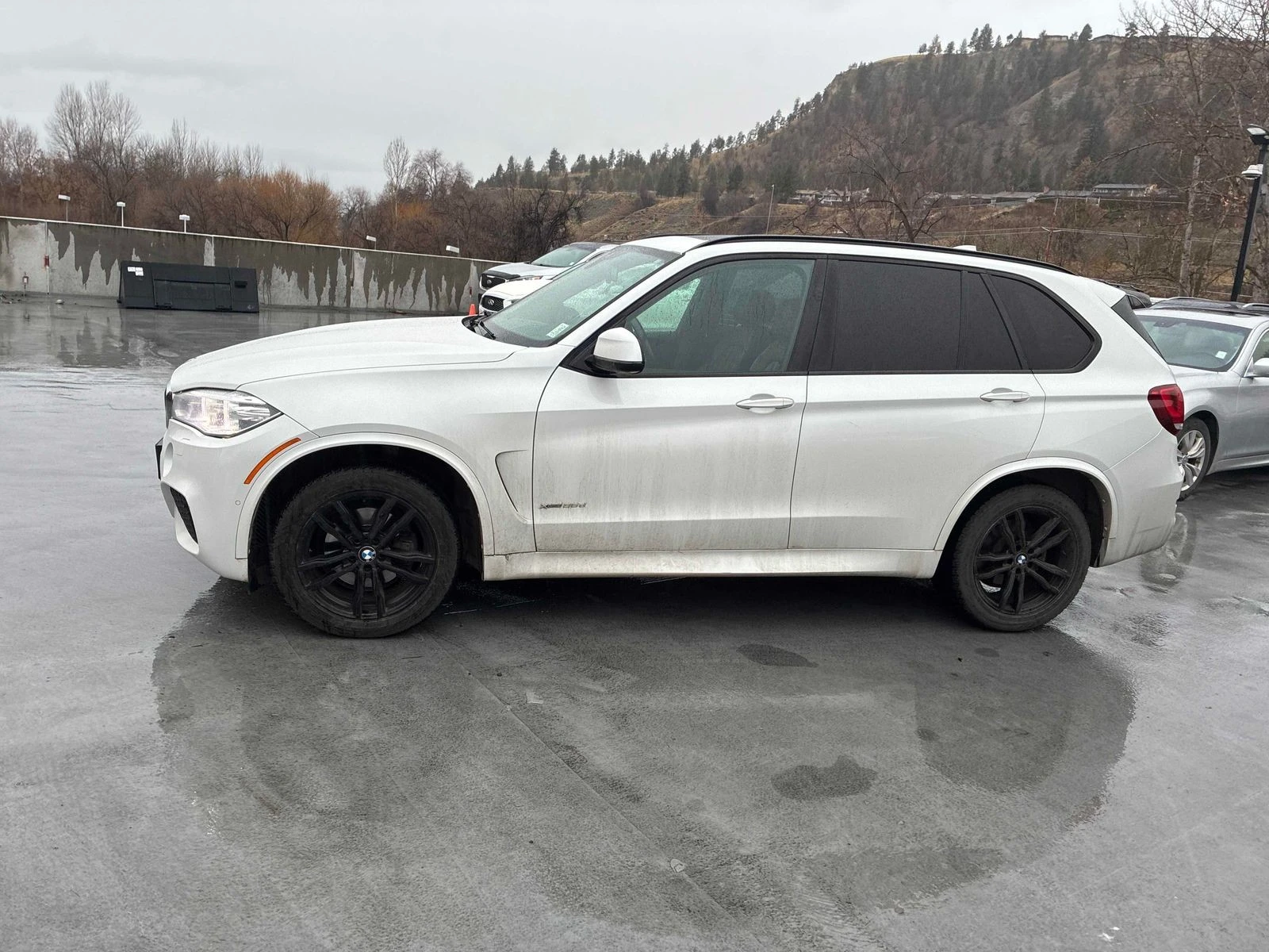 BMW X5 XDRIVE35D С РЕГИСТРАЦИЯ & АВТО КРЕДИТ - изображение 2