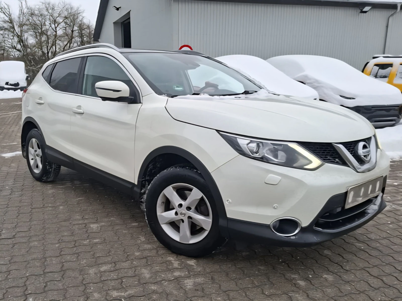 Nissan Qashqai 1.2 DIG-T | Panorama | Camera | Keyless | Navi