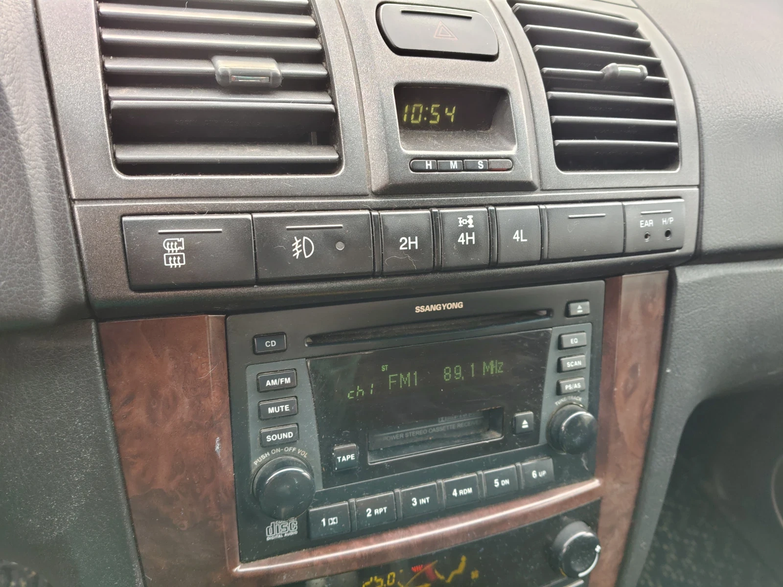 SsangYong Rexton, снимка 10 - Автомобили и джипове - 53935304