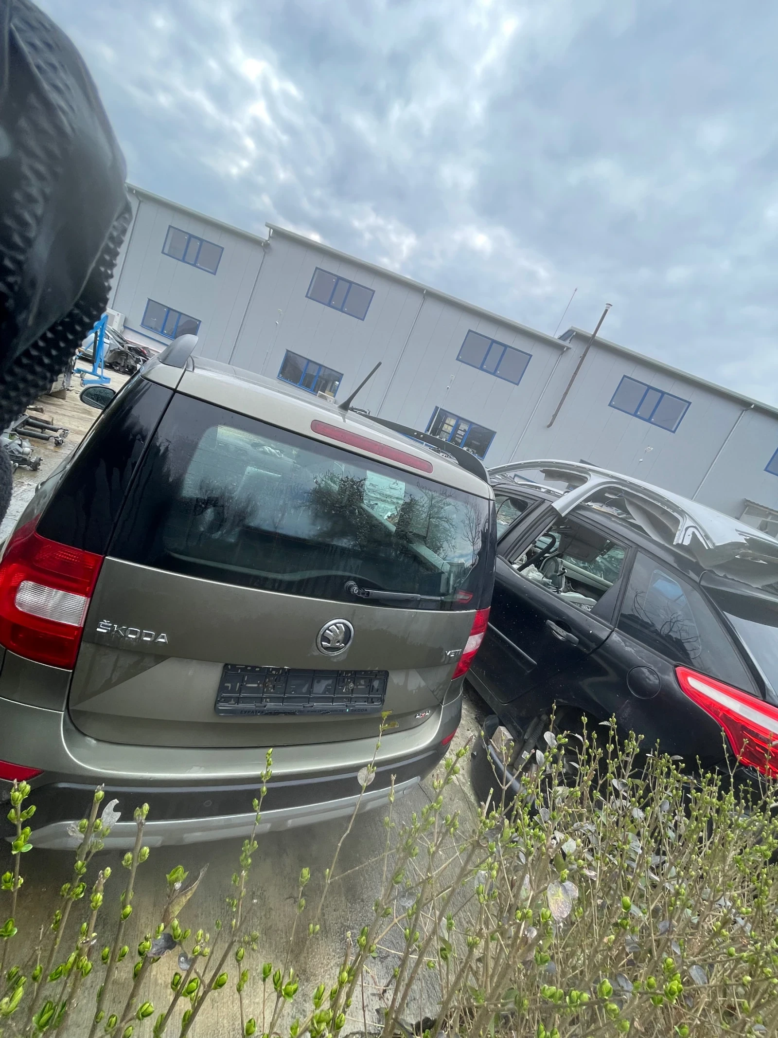 Skoda Yeti 2.0 TDI 4x4, снимка 5 - Автомобили и джипове - 54061429