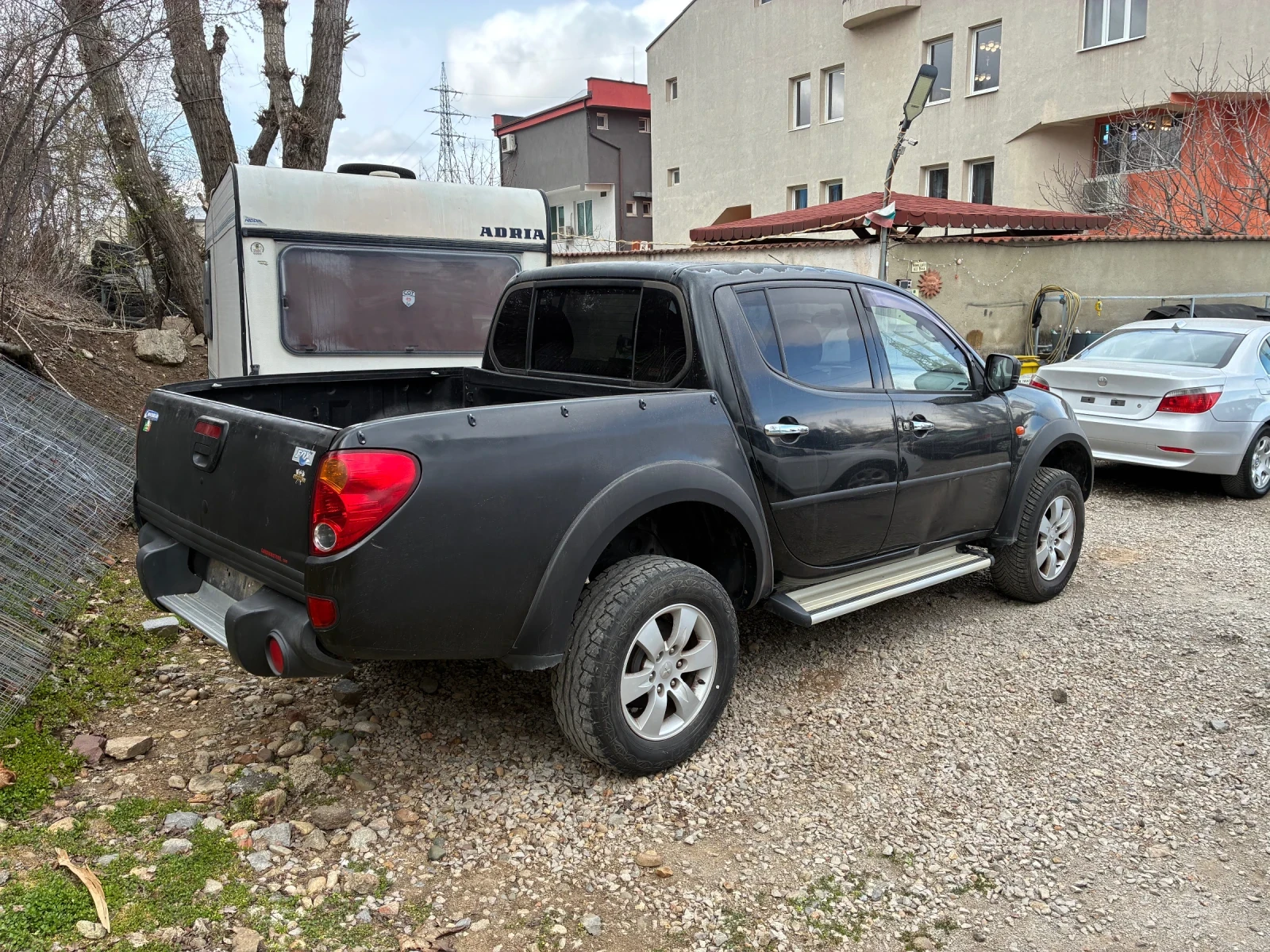 Mitsubishi L200 2.5DiD, снимка 4 - Автомобили и джипове - 54189757