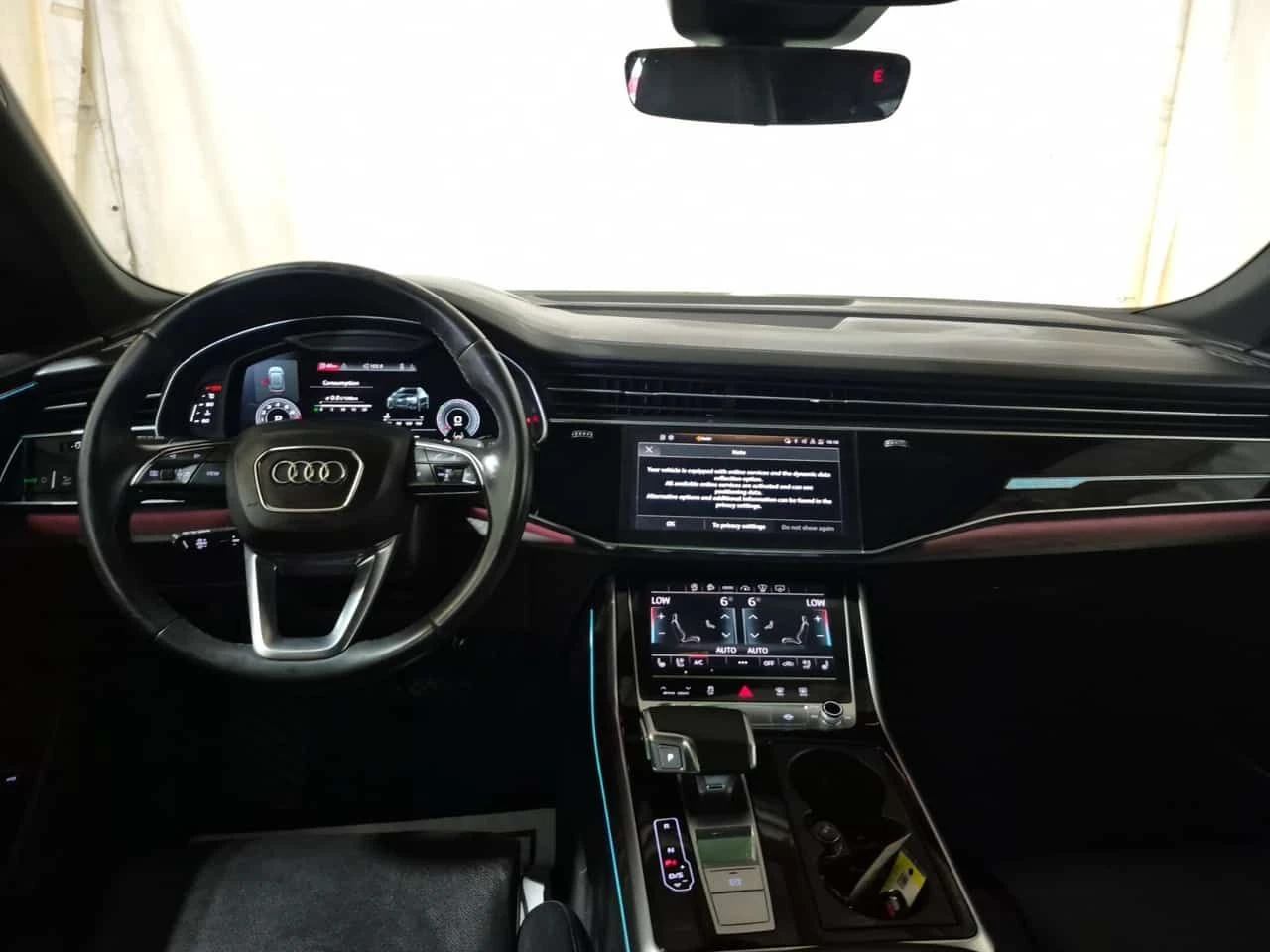 Audi Q8 55TFSI S-Line * TECHNIK * CARFAX * Oт VW * , снимка 6 - Автомобили и джипове - 54854944