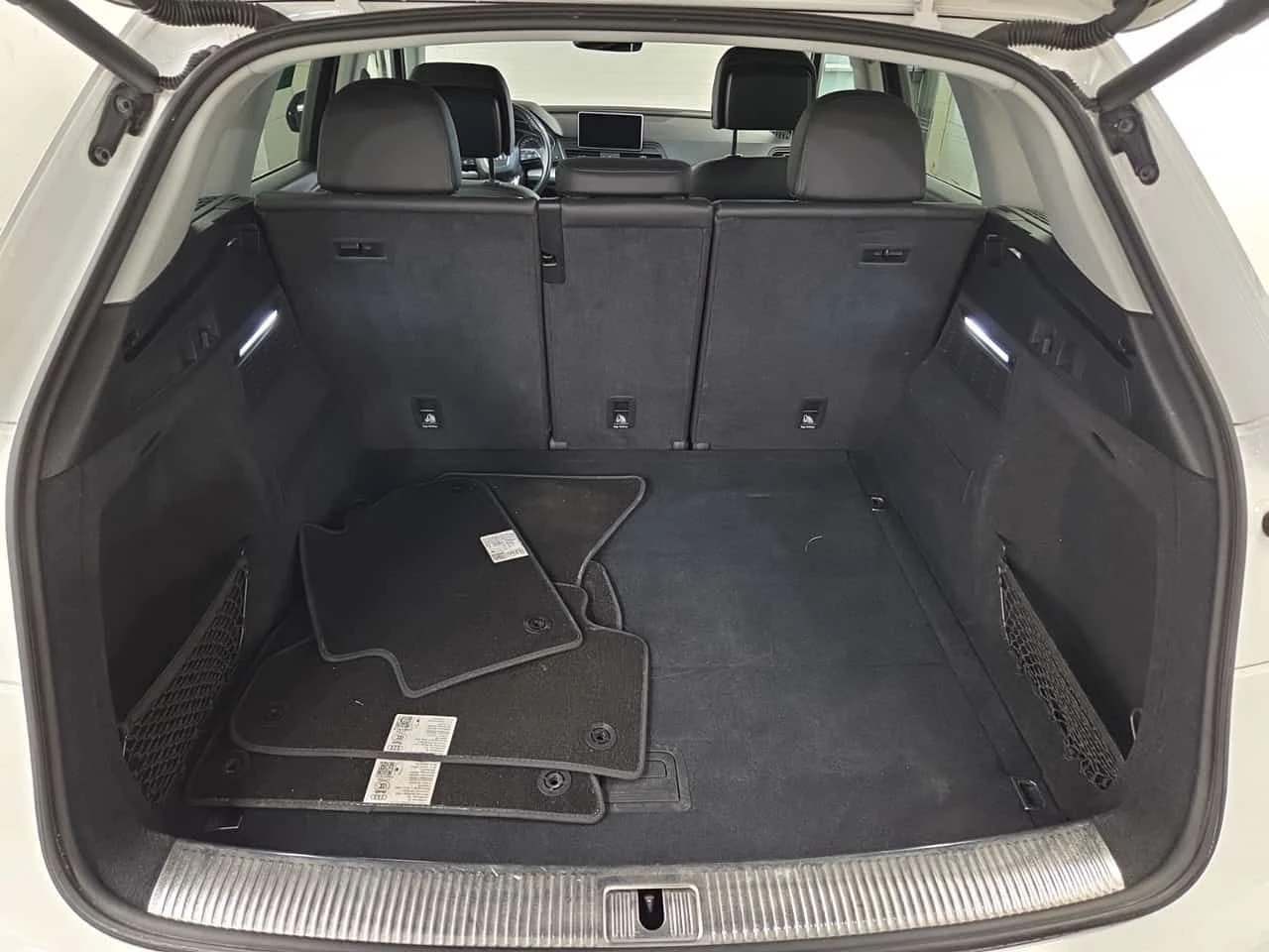 Audi Q5 PROGRESSIV/ПАНОРАМА/ПОДГРЕВ/CARFAX/, снимка 14 - Автомобили и джипове - 55017572