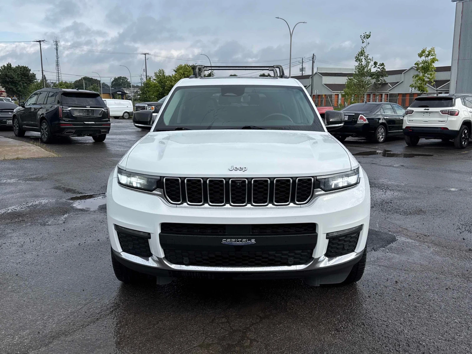 Jeep Grand cherokee Limited L | CARFAX | БЕЗ ИНЦИДЕНТИ , снимка 2 - Автомобили и джипове - 55848900
