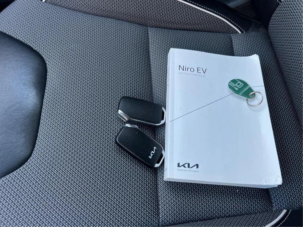 Kia Niro 65 kWh DynamicPlusLine, снимка 13 - Автомобили и джипове - 56528198