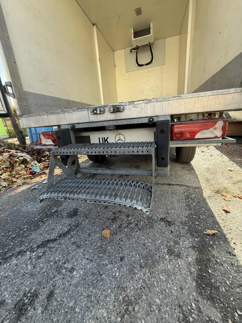 Mercedes-Benz Sprinter 311 Хладилен, снимка 5 - Бусове и автобуси - 53404275