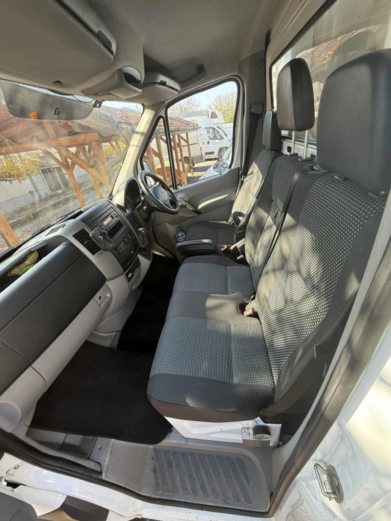 Mercedes-Benz Sprinter 311 Хладилен, снимка 9 - Бусове и автобуси - 53404275