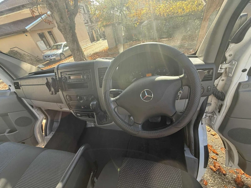 Mercedes-Benz Sprinter 311 Хладилен, снимка 12 - Бусове и автобуси - 53404275