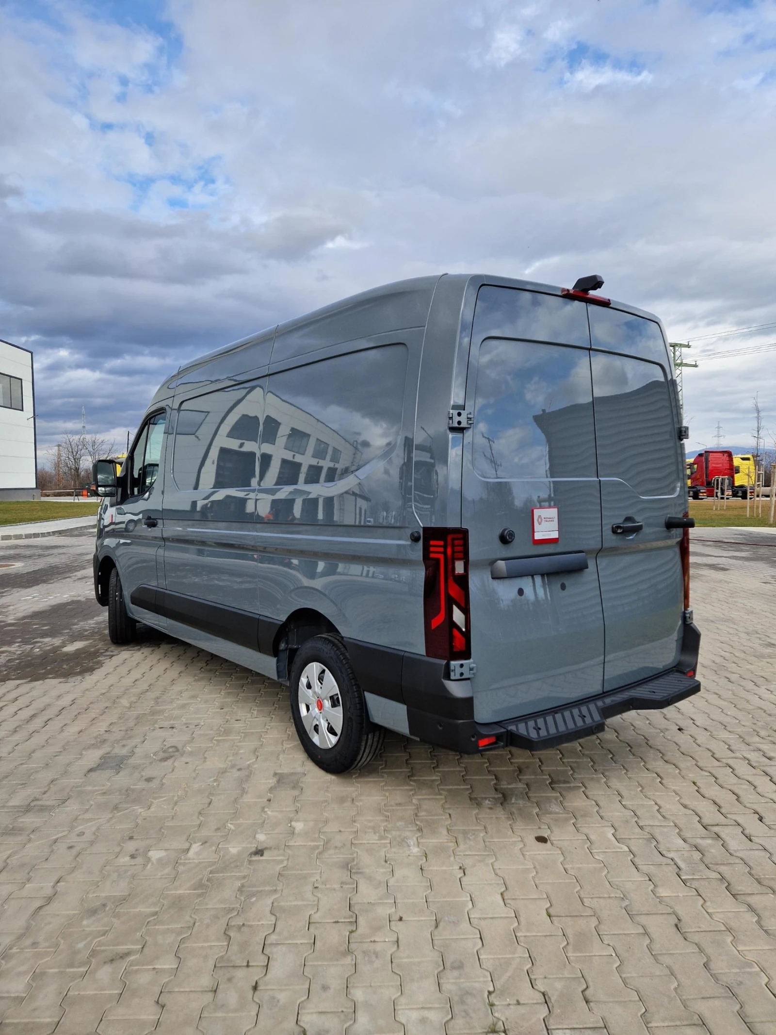 Renault Master RED EDITION * L2H2* * ЧИСТО НОВ*  - изображение 4