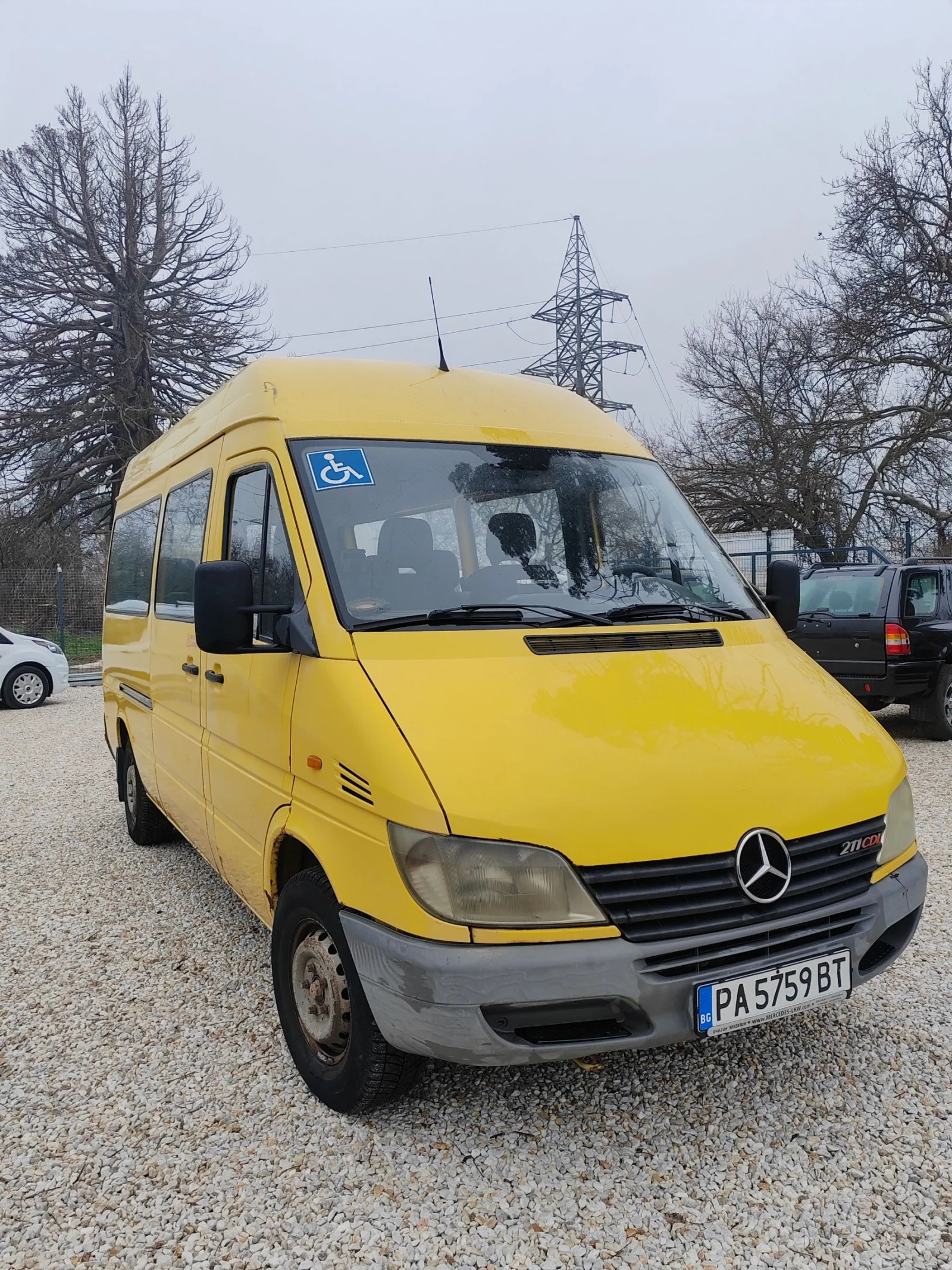 Mercedes-Benz Sprinter 211 2.2, 109к.с. 12 места.  - изображение 2