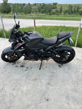  Suzuki Gsx