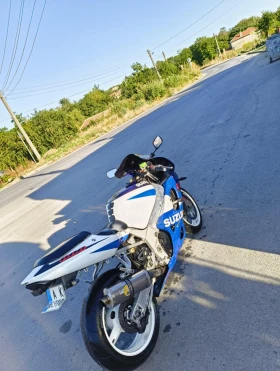 Suzuki Gsxr | Mobile.bg    6
