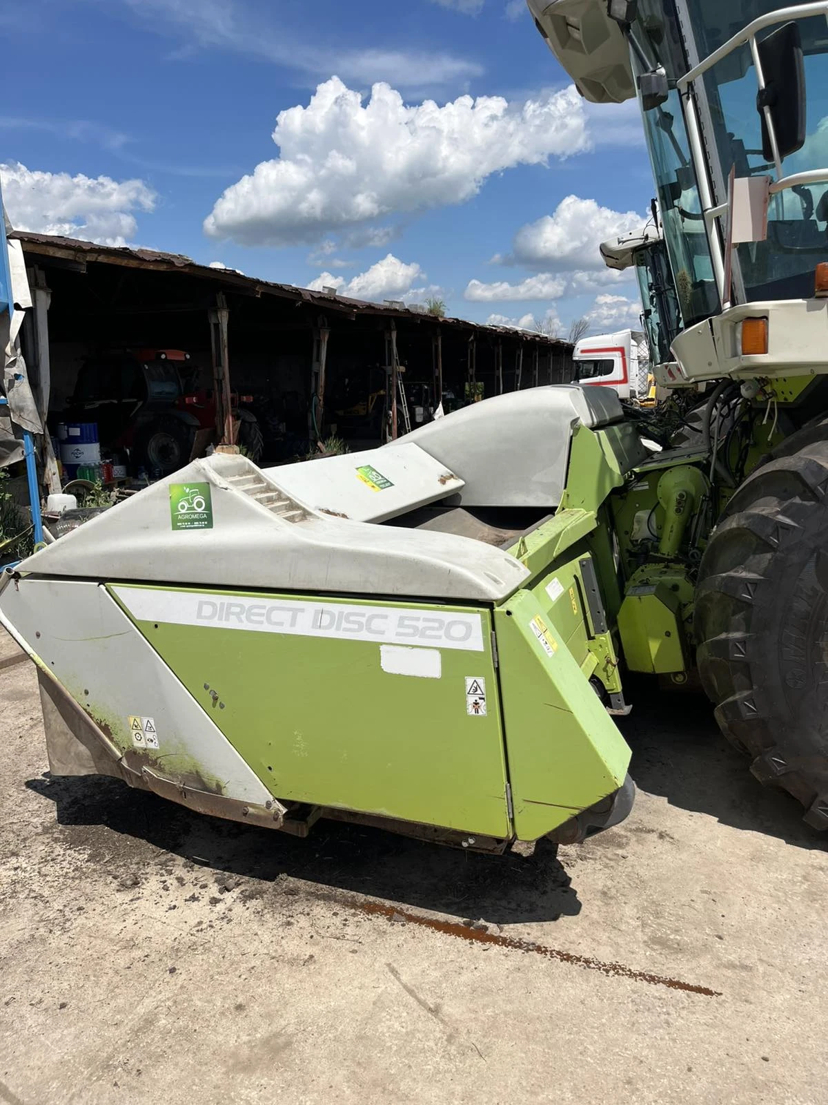 Комбайн Claas Direct Disc 520, снимка 17 - Селскостопанска техника - 54492277