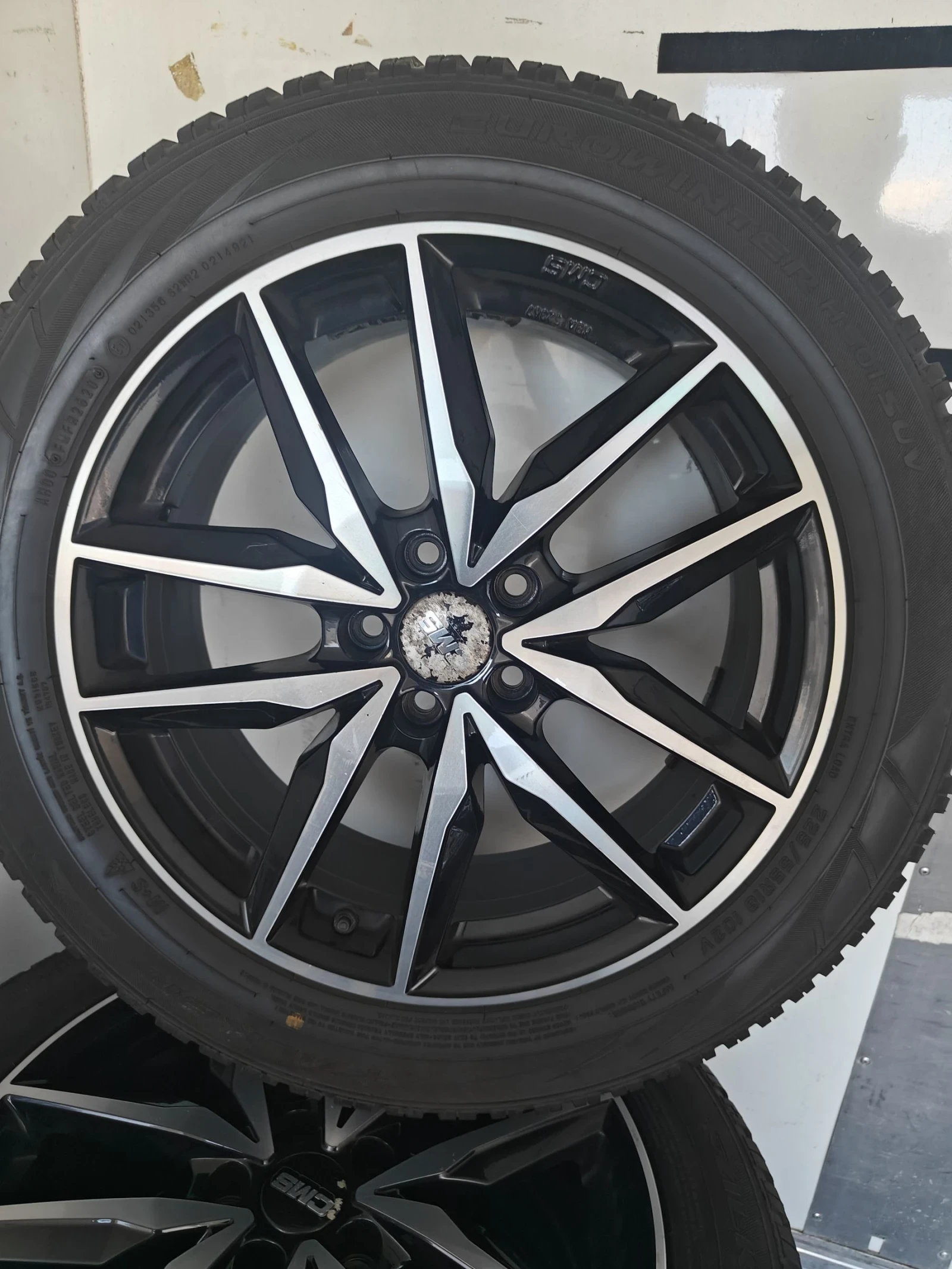 Гуми с джанти Bridgestone 225/50R18, снимка 6 - Гуми и джанти - 54608399