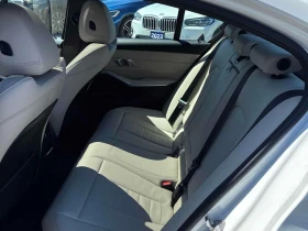 BMW 330 * 330i xDrive * CARFAX * ЦЕНА ДО БГ, снимка 12