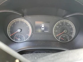 Kia Optima 2.4L 4 Front-wheel Drive - 13500 лв. / 6902.44 € - 28256915 11