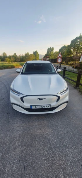 Ford Mustang Mach-E Select  | Mobile.bg � ����� ������ 2