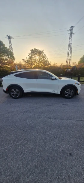 Ford Mustang Mach-E Select  | Mobile.bg � ����� ������ 4