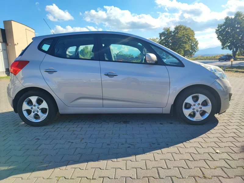 Kia Venga 1.6D 128hp, снимка 7 - Автомобили и джипове - 38794968