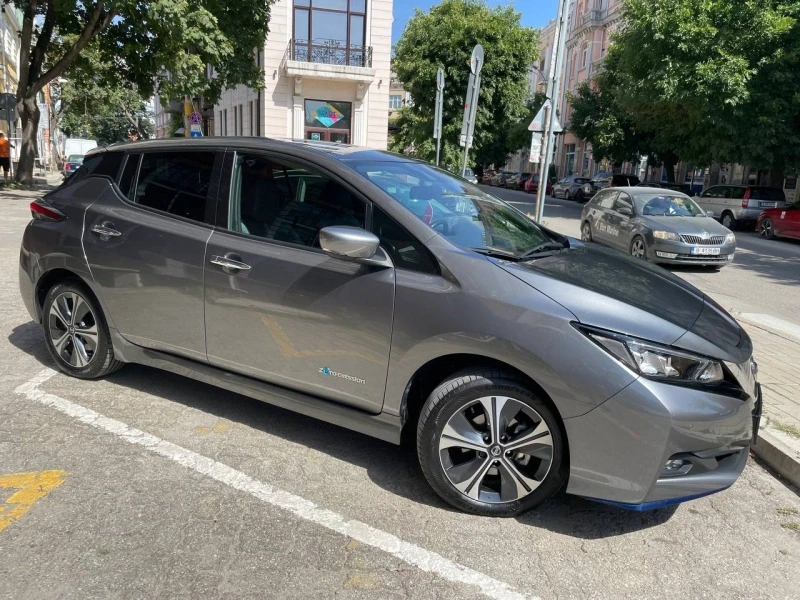 Nissan Leaf  Tekna 62kW, снимка 1 - Автомобили и джипове - 47115975