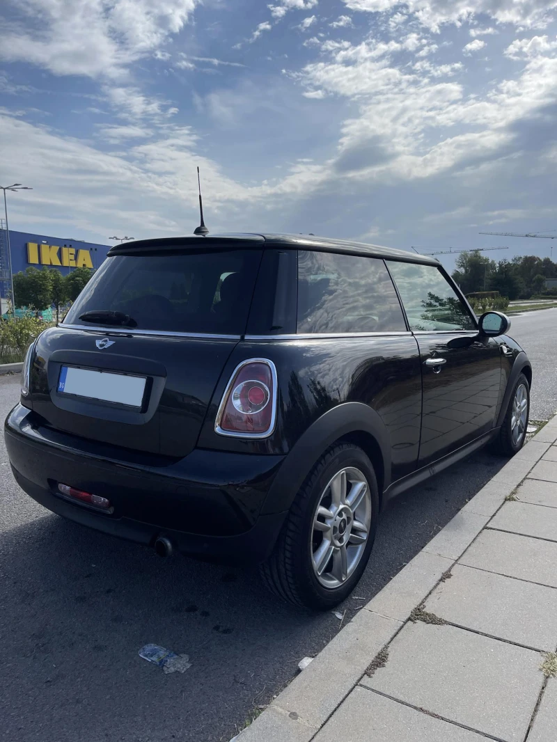 Mini One, снимка 6 - Автомобили и джипове - 47095082