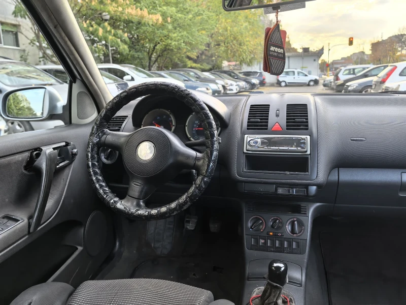 VW Polo, снимка 9 - Автомобили и джипове - 47790078