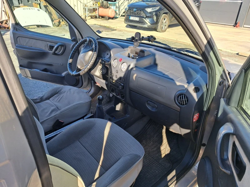 Citroen Berlingo 2.0 HDI, снимка 11 - Автомобили и джипове - 48105607