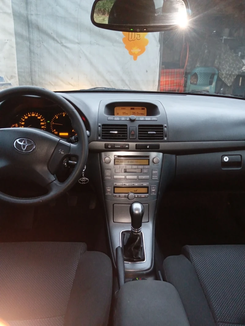 Toyota Avensis 2.0 D4D, снимка 6 - Автомобили и джипове - 48457455