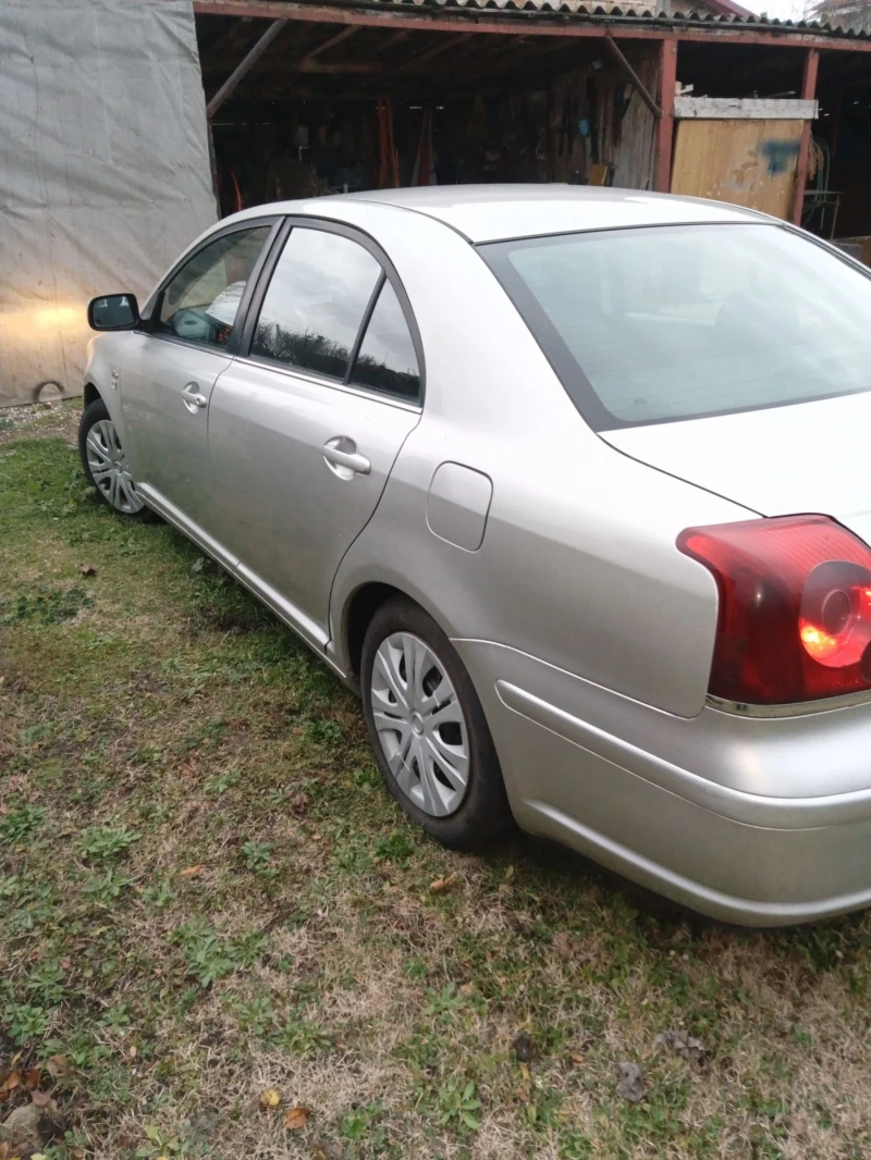 Toyota Avensis 2.0 D4D, снимка 2 - Автомобили и джипове - 48457455