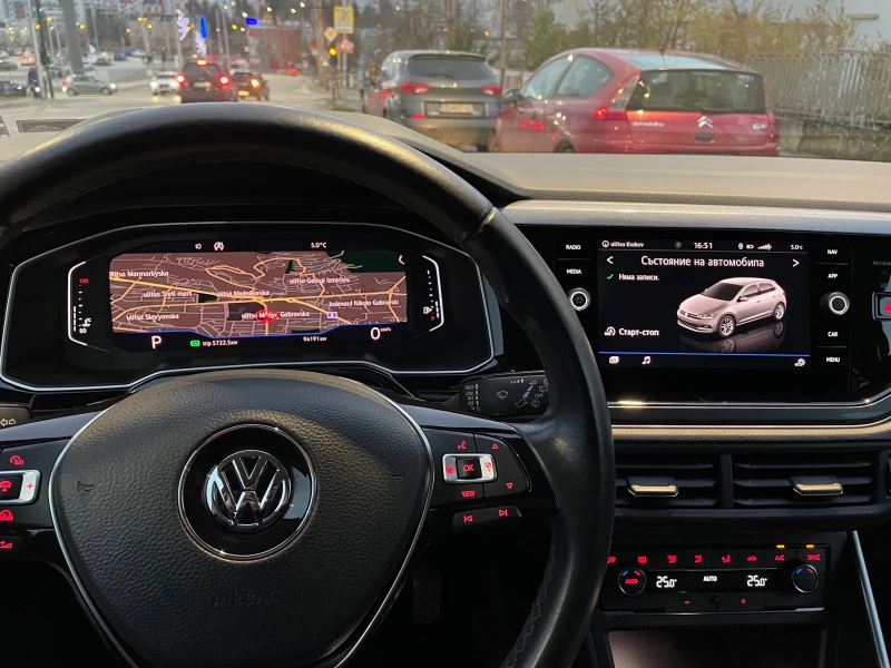 VW Polo, снимка 7 - Автомобили и джипове - 48673788