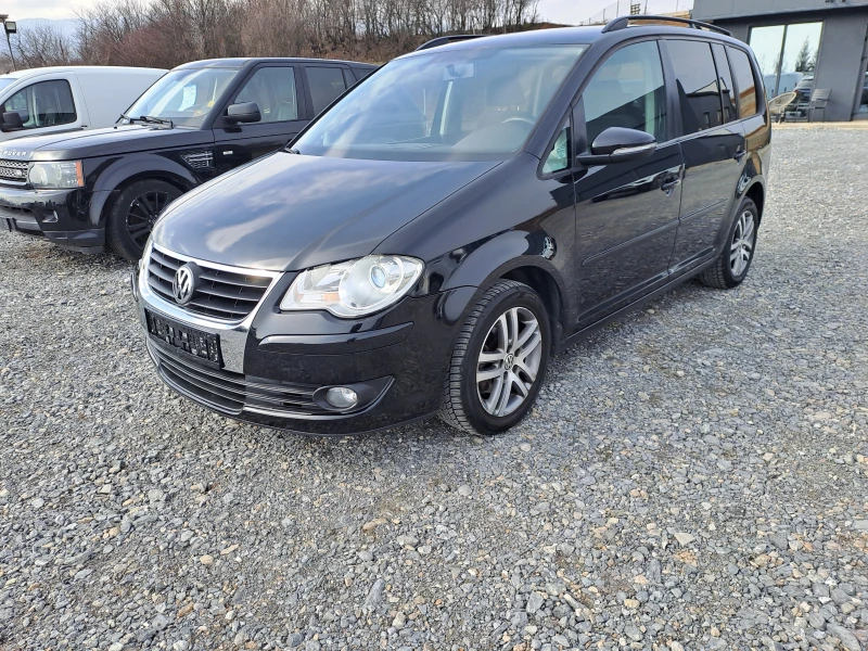 VW Touran 1.9TDI 105к.с. 7 места 6 скоростиНавигация , снимка 1 - Автомобили и джипове - 49315605