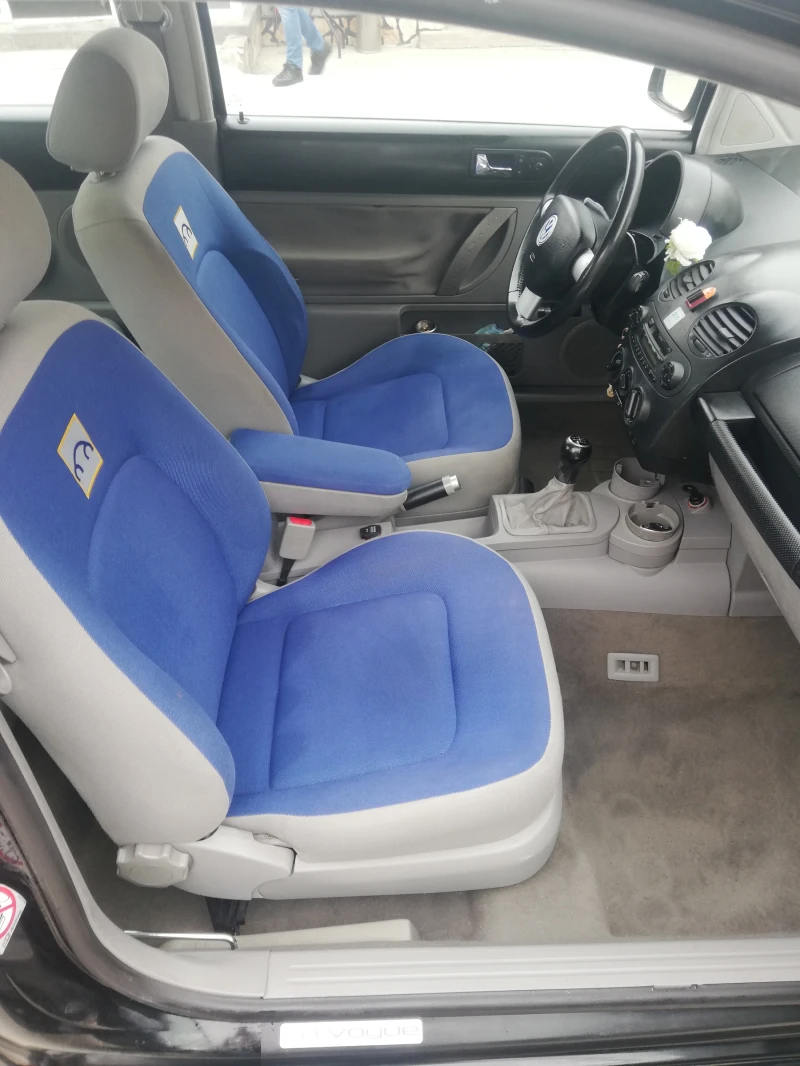 VW New beetle 1, 6, снимка 4 - Автомобили и джипове - 52254948