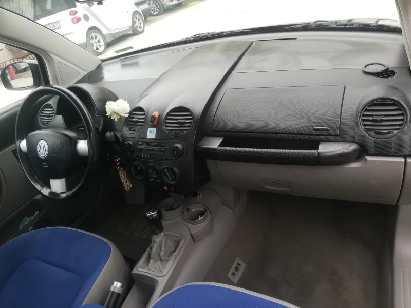VW New beetle 1, 6, снимка 5 - Автомобили и джипове - 52254948