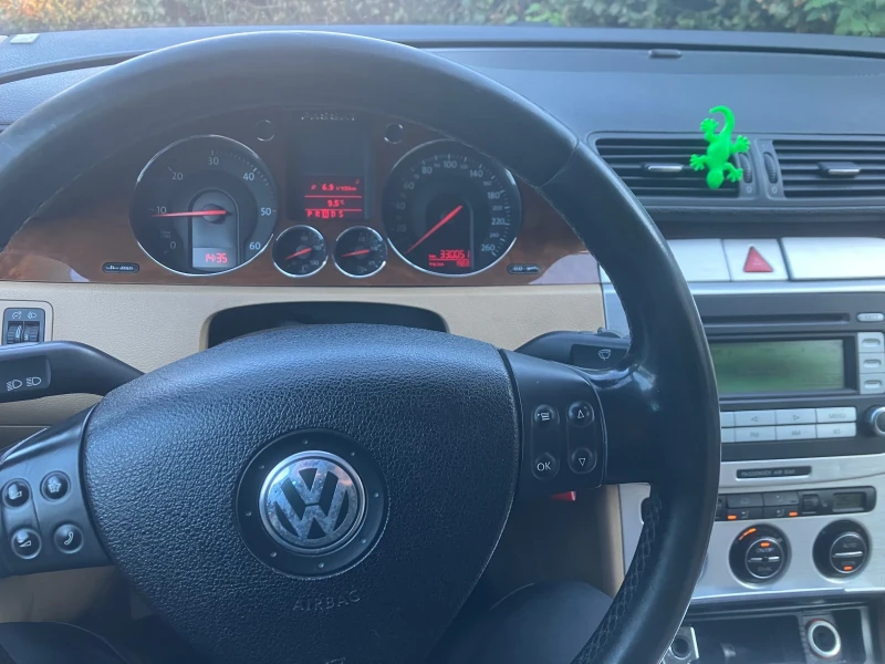 VW Passat 2.0 TDI 140hp, снимка 4 - Автомобили и джипове - 52569541