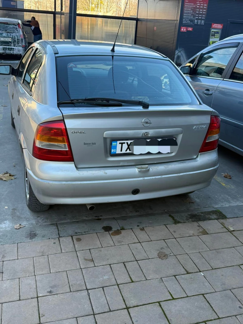 Opel Astra 1.8 Газ-бензин , снимка 3 - Автомобили и джипове - 52596285