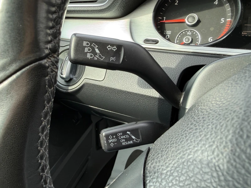 VW Passat 4x4 2.0d 170кс, снимка 14 - Автомобили и джипове - 53426319