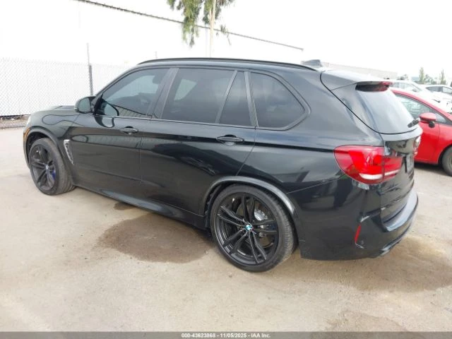BMW X5M 4.4L* 567HP* Keyless* Line Assembly* Pano* Крайна , снимка 3 - Автомобили и джипове - 53014301