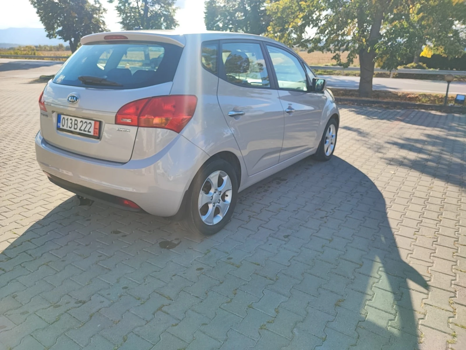 Kia Venga 1.6D 128hp - изображение 8