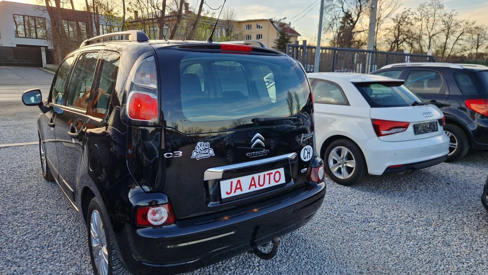 Citroen C3 Picasso 1.6HDI-92кс.автомат - изображение 8