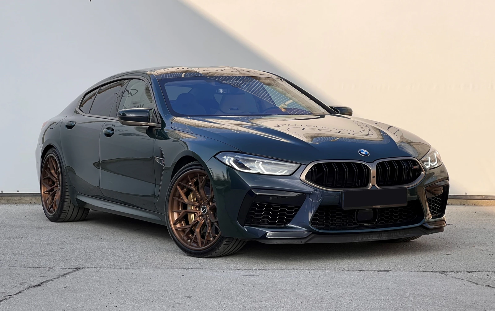 BMW M8 Gran Coupe First Edition 1/400 - изображение 3