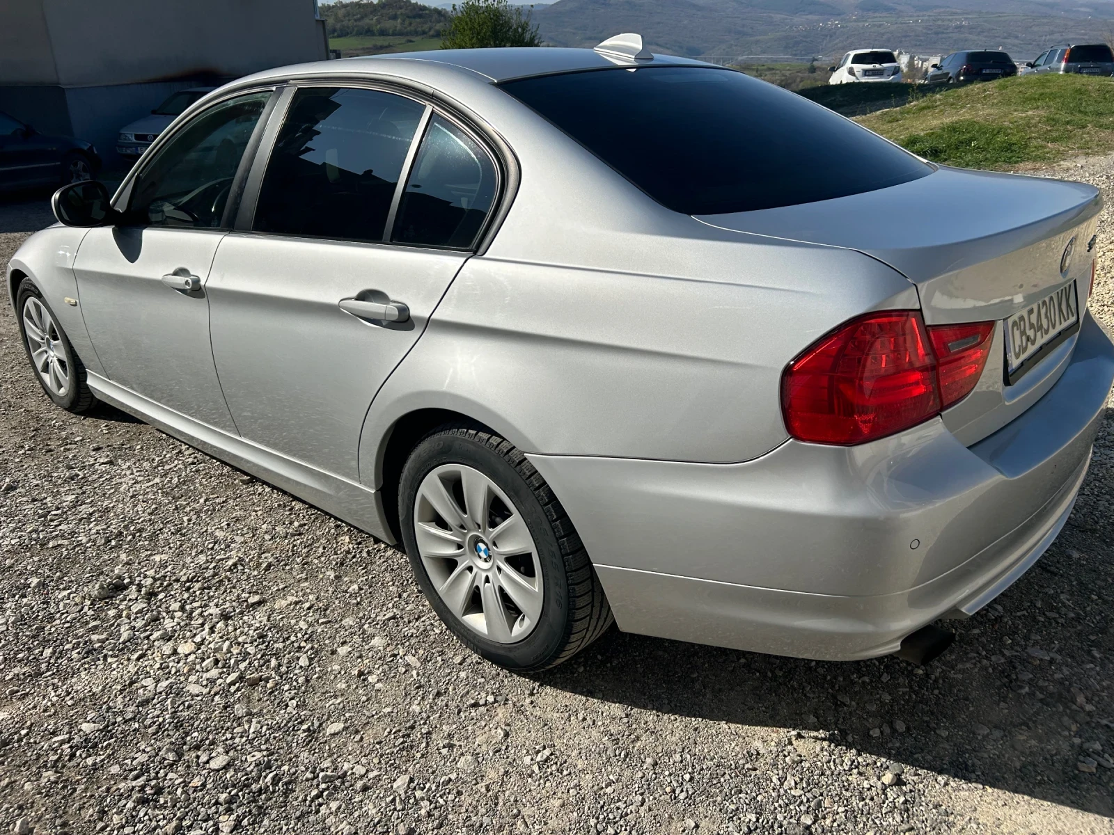 BMW 318  - изображение 3