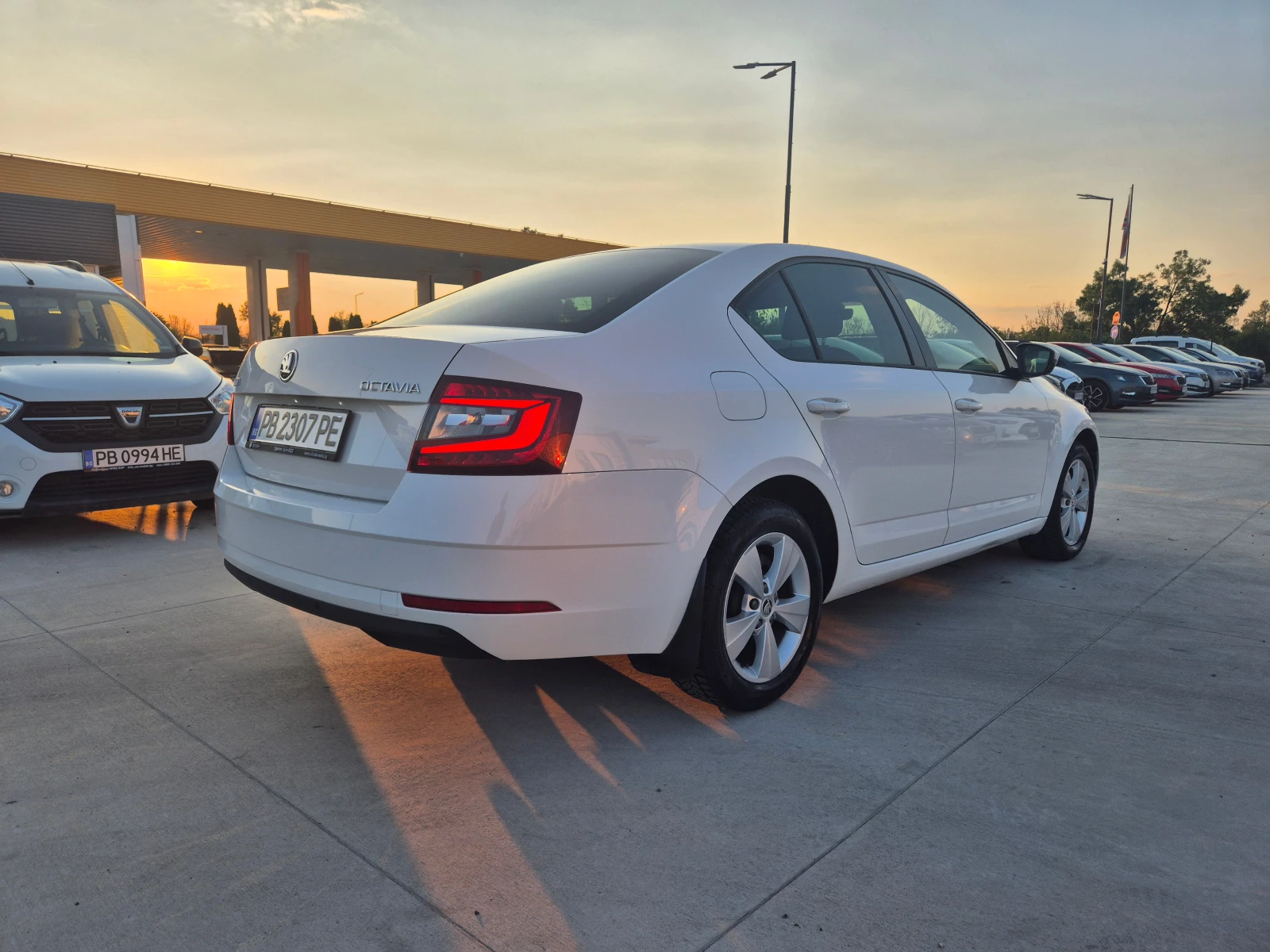 Skoda Octavia STYLE 2.0 TDI А/Т 150кс - изображение 5