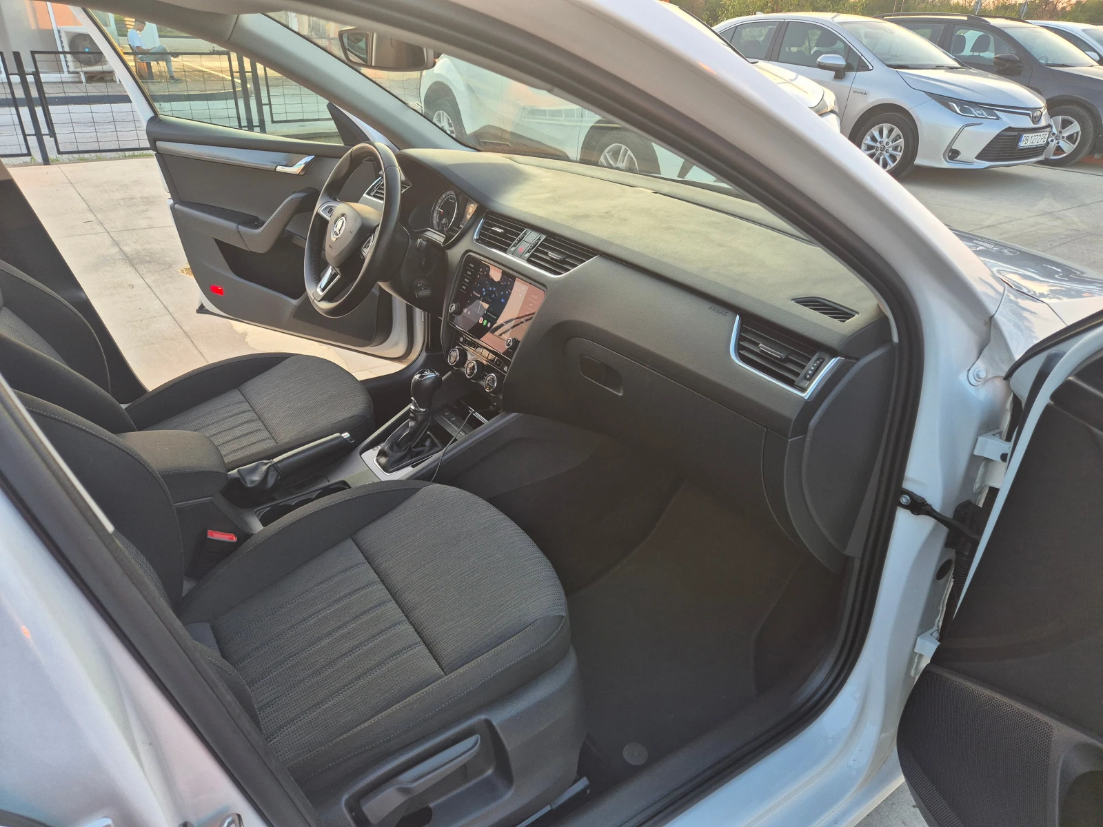 Skoda Octavia STYLE 2.0 TDI А/Т 150кс - изображение 9